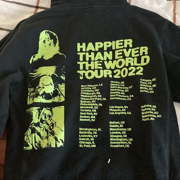 Billie Eilish tour merchandise from the happier than ever tour - Picture 3 of 3